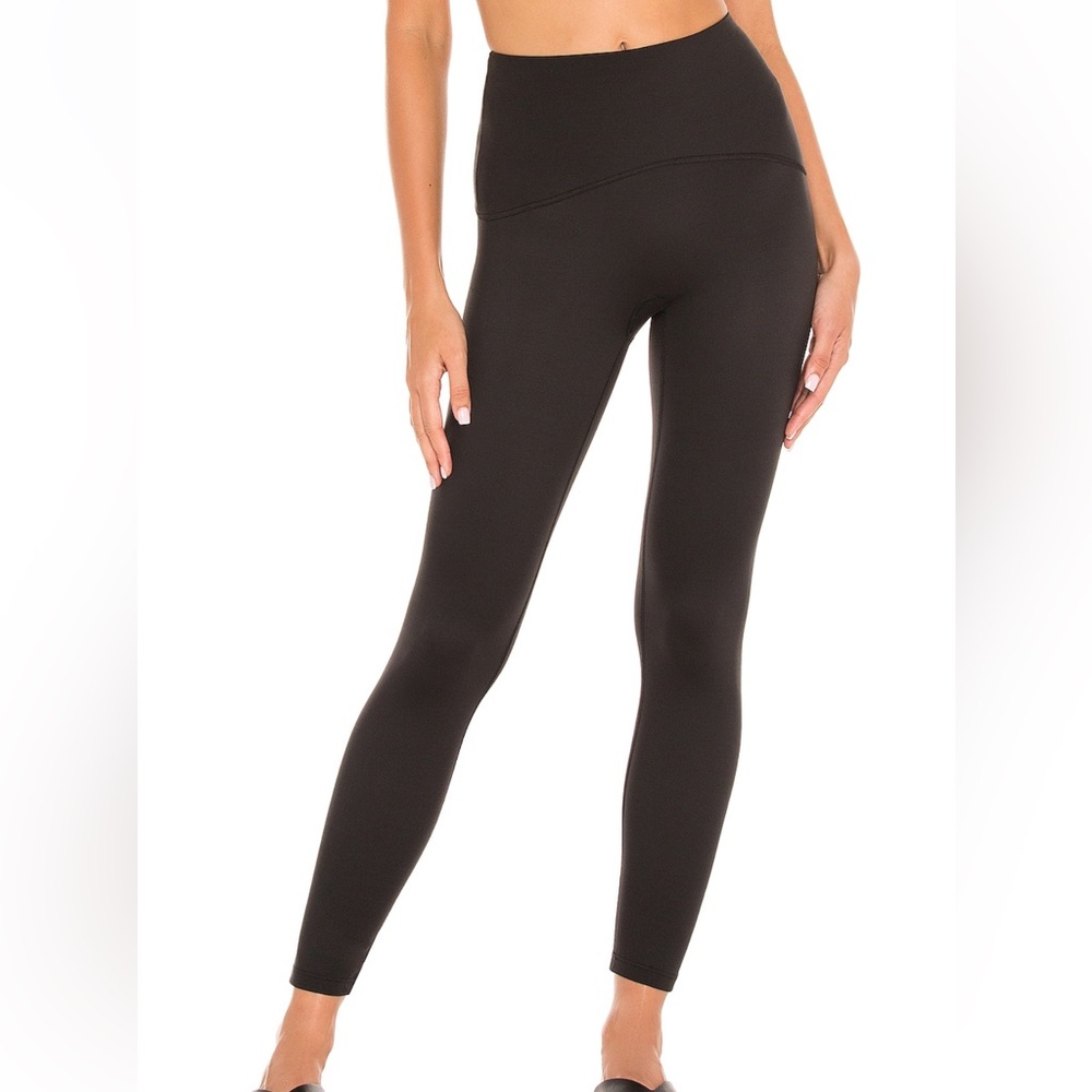 Spanx black booty boost leggings M
